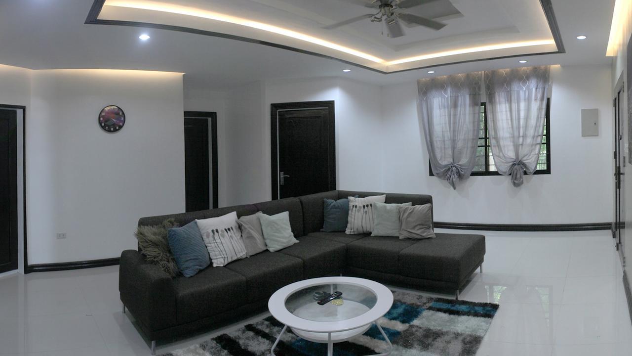 Hanella'S Place Bacong  Exterior photo